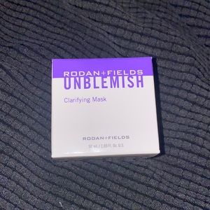 Rodan and Fields UNBLEMISH Clarifying Mask